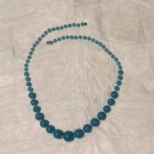 30" turquoise color graduated plastic bead necklace Trifari vintage